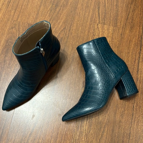 Steve Madden Booties NWOT - Picture 4 of 4